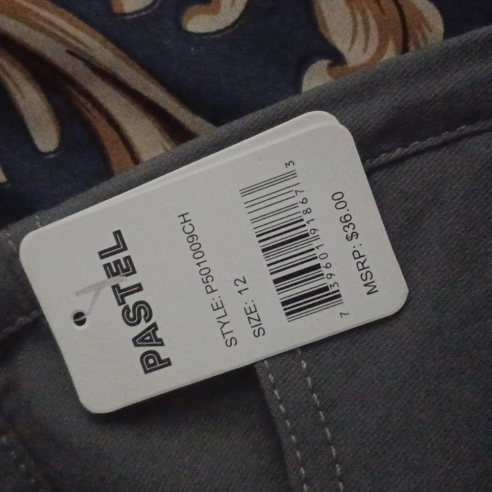 Jeans - Picture 3 of 3